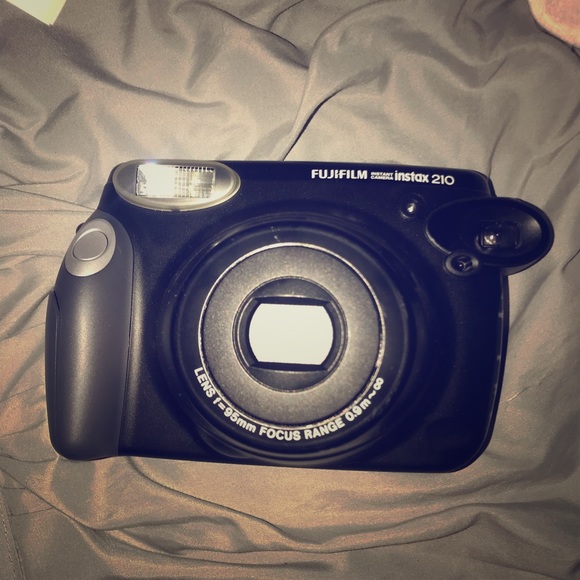 fugifilm Other - Fugifilm polaroid Camera